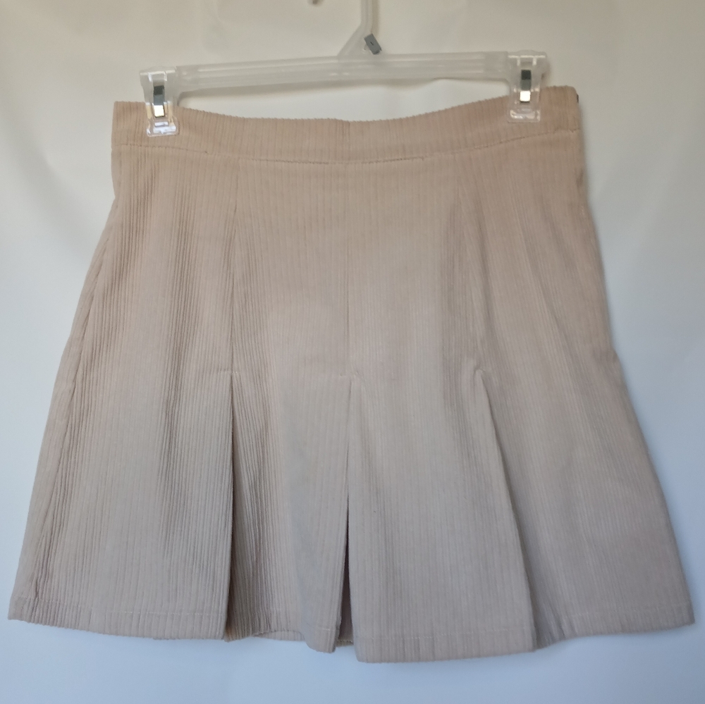 Love Riche Jr. Corduroy Pleated Mini Skirt Size L Color Beige